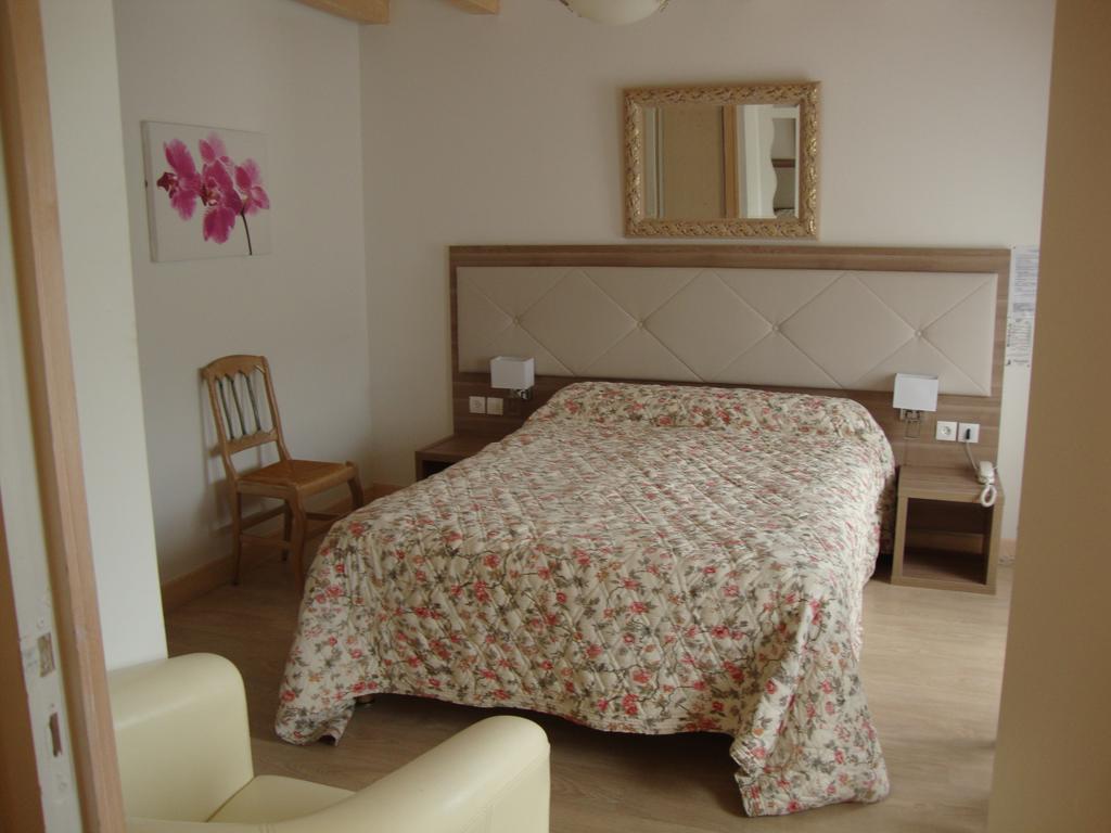 Hotel Pikassaria ซาร์ ภายนอก รูปภาพ