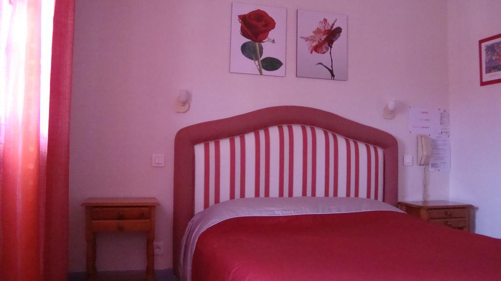 Hotel Pikassaria ซาร์ ภายนอก รูปภาพ